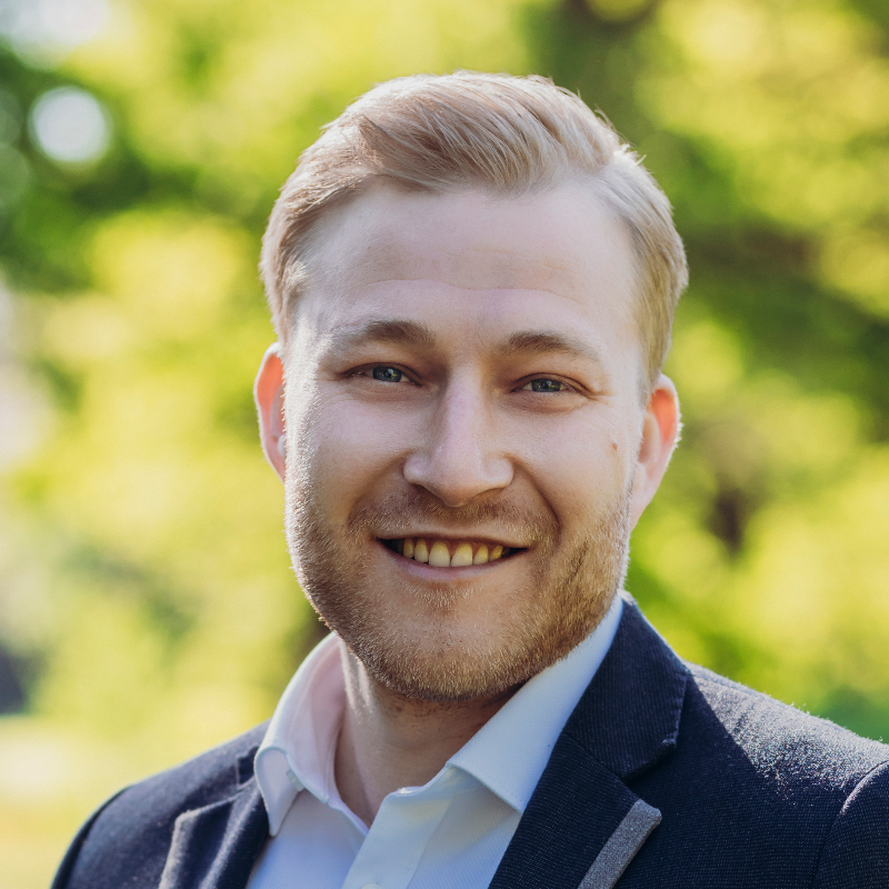 Fabian Schlütter  Fabian Schlütter